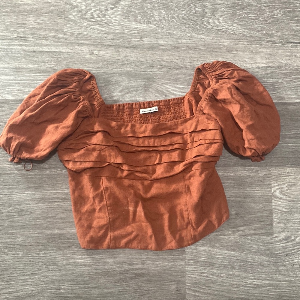 NEW w/ tag Abercrombie and Fitch Square Neck Blouse